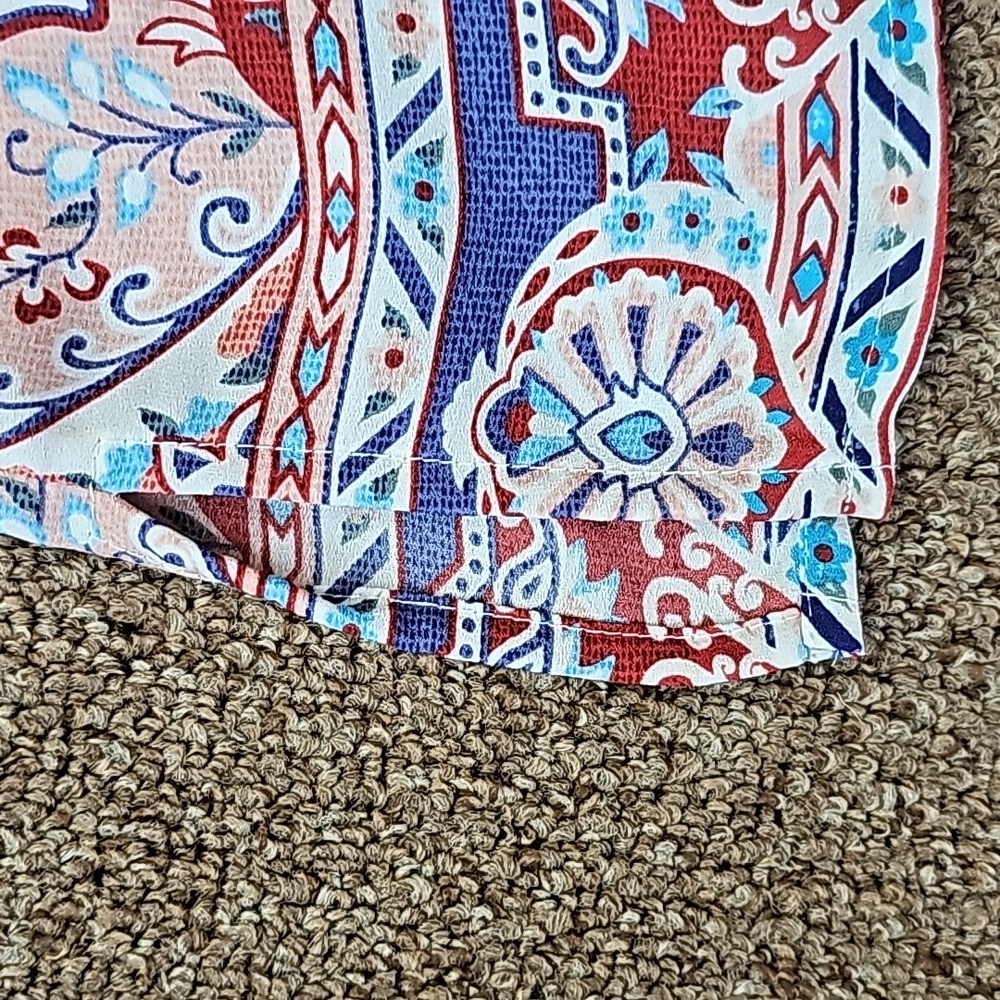Top - Picture 9 of 16